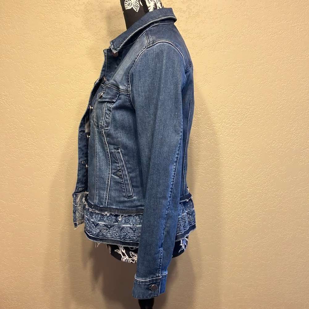 WESTERN WEAR LIVERPOOL BLUE WITH SILVER BUTTON JEAN JACKET WITH CUTWORK BOTTOM - Picture 2 of 9